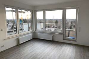 Super schöne 3-ZW,  Penthouse mit Skylineblick, moderne  Einbauküche, umlaufender Balkon – 65936 Sossenheim, Frankfurt am Main – Vorschaubild 11