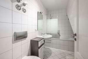 AIGNER - Außergewöhnliche Maisonette mit Galerie, zwei Balkonen und Parkplatz – Die vollständige Adresse der Immobilie erhältst du vom Anbieter., 80687 Sankt Ulrich, München – Vorschaubild 6