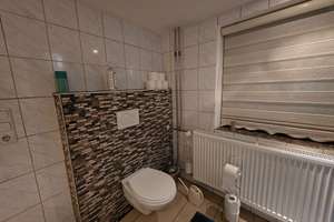 Attraktives Angebot: 4-Zimmer-Haus mit Terrasse – Neumarkt-St. Veit – Die vollständige Adresse der Immobilie erhältst du vom Anbieter., 84494 Neumarkt-Sankt Veit – Vorschaubild 5