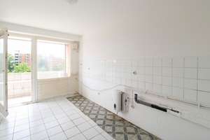 vernachlässigte Wohnung sucht neuen Besitzer und belohnt mit viel Platz – 30627 Groß-Buchholz, Hannover – Vorschaubild 6