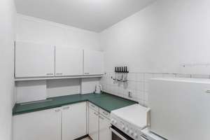 Bezugsfreie 2-Zimmer-Wohnung mit Aufzug und Loggia im idyllischen Westend – Die vollständige Adresse der Immobilie erhältst du vom Anbieter., 14052 Westend, Berlin – Vorschaubild 5