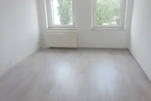 3-Raumwohnung mit EBK – Simonstraße 14, 39114 Magdeburg – Vorschaubild 4