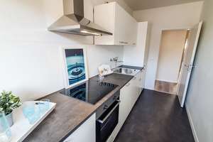 Top Lage nahe Bahnhof: Stilvolle 2-Zi.-Wohnung  mit Balkon, Einbauküche und Garage – Die vollständige Adresse der Immobilie erhältst du vom Anbieter., 28195 Bahnhofsvorstadt, Bremen – Vorschaubild 3