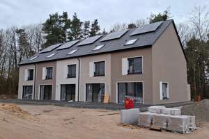 Erstbezug, neues 145 qm Reihenmittelhaus bei Forchheim – Die vollständige Adresse der Immobilie erhältst du vom Anbieter., 91301 Forchheim – Vorschaubild 1
