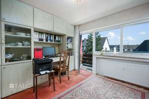 5-Raum-Dachgeschoss-Maisonette mit zwei Balkonen und besonderem Wohncharakter in Essen-Haarzopf – Die vollständige Adresse der Immobilie erhältst du vom Anbieter., 45149 Haarzopf, Essen – Vorschaubild 6