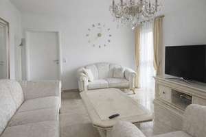 Lichtdurchflutete, moderne Vier-Zimmer-Wohnung in Mainnähe (auch möbliert möglich)