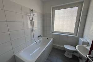 Nähe Allee-Center Essen. Schöne, gepflegte und lichtdurchflutete 3 Zimmer Wohnung. – Altenessener Str.  449, 45329 Altenessen-Nord, Essen – Vorschaubild 11