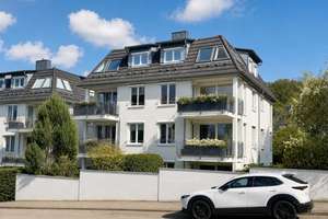Stilvolle 5,5-Zimmer-Maisonette am Haigst – mit Seltenheitswert: maßgefertigte Einbauten, Weitbli