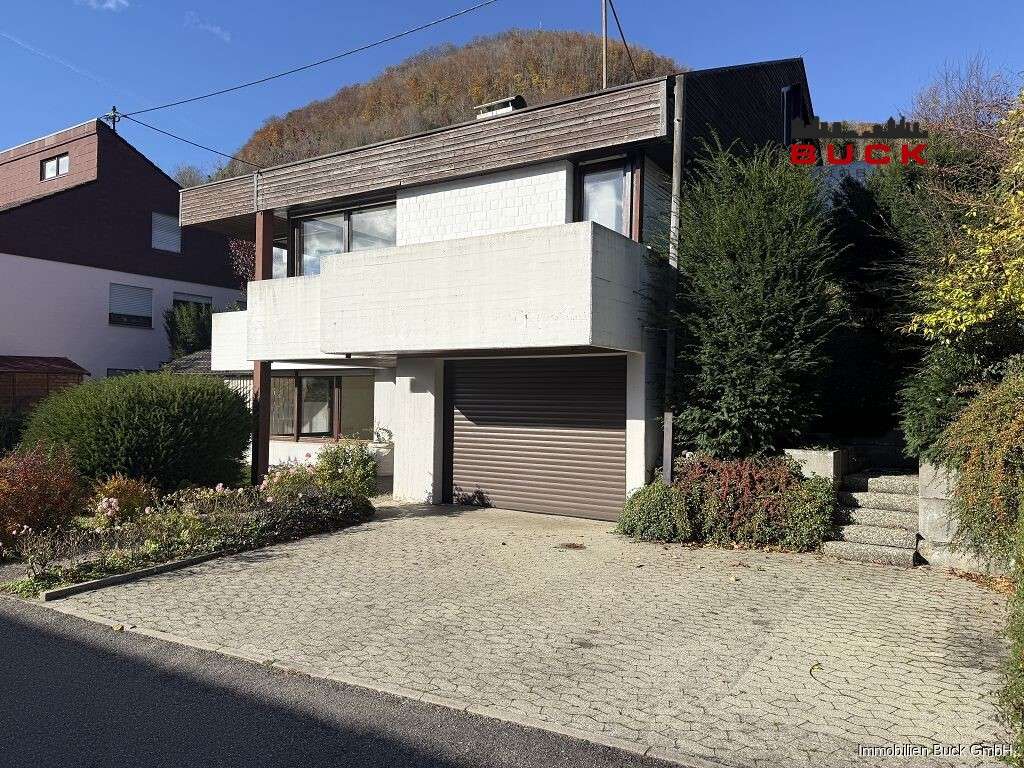 Immobilie in Deggingen - Familienparadies in Top-Wohnlage - Schöne Aussicht, Ruhe und viel Platz! - Bild 2