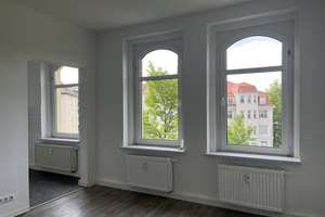 Renovierte Wohnung mit Wohnküche und Balkon! – Gorkistr. 97, 4347 Schönefeld-Abtnaundorf, Leipzig – Vorschaubild 2