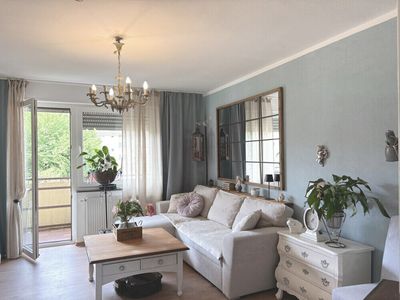 Gepflegte 2-Zimmer-Wohnung mit großer Loggia in Ludwigshafen-Friesenheim
