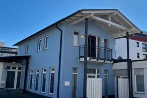 Hinterhaus - Wohnung im 1.OG mit Balkon und EBK - Neuvermietung nach Umbau und Modernisierung