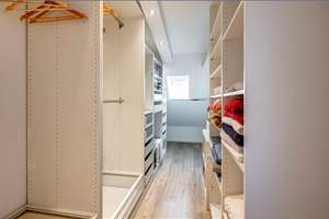 Möbliert: Helle Wohnung mit einladender Dachterrasse – Die vollständige Adresse der Immobilie erhältst du vom Anbieter., 81673 Josephsburg, München – Vorschaubild 20