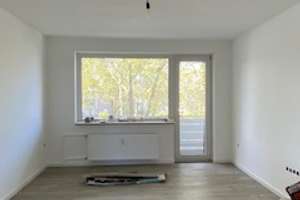 Helle  & renovierte 3 Raum Wohnung mit Balkon – Emmericher Straße 149, 47138 Obermeiderich, Duisburg – Vorschaubild 3