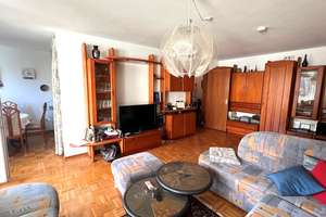Freie 3,5-Zimmer-Wohnung im 4.OG mit Aufzug, Süd-Balkon und TG-Platz in Degerloch am Ramsbachtal! – Die vollständige Adresse der Immobilie erhältst du vom Anbieter., 70597 Hoffeld, Stuttgart – Vorschaubild 2