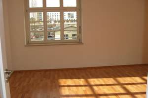 **Tolle 2-RWG im 1. OG mit - Balkon- Tageslichtbad mit Wanne - WE 21** – Buschenaustraße 1, 4129 Eutritzsch, Leipzig – Vorschaubild 5