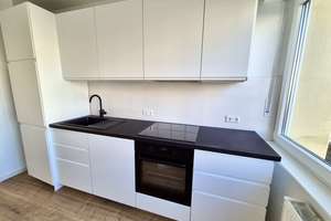 Stilvolle 3-Zimmer-Wohnung in Karlsruhe – Frisch Saniert mit neuer Einbauküche & Balkon – Nuitsstraße 2, 76185 Mühlburg, Karlsruhe – Vorschaubild 5