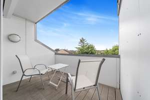 Helle, attraktive 3,5-Zi, große SW-Loggia, modern möbliert mit EBK, ruhig, renoviert, befristet – Auf dem Dudel 24, 47228 Bergheim, Duisburg – Vorschaubild 9