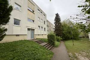 Sichere Kapitalanlage mit stabilem Mietverhältnis – Die vollständige Adresse der Immobilie erhältst du vom Anbieter., 70437 Freiberg, Stuttgart – Vorschaubild 2