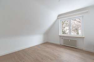 Maisonettewohnung im schönen Wellingsbüttel - Wohnen auf zwei Ebenen mit Blick ins Grüne – Die vollständige Adresse der Immobilie erhältst du vom Anbieter., 22391 Wellingsbüttel, Hamburg – Vorschaubild 4
