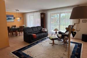 Charmante Doppelhaushälfte mit großem Grundstück in Kleinaitingen – Die vollständige Adresse der Immobilie erhältst du vom Anbieter., 86507 Kleinaitingen – Vorschaubild 4