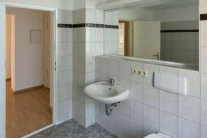 Altbaucharme in begehrter Lage – 2-Zimmer-Wohnung mit individuellem Gestaltungspotenzial – 10405 Prenzlauer Berg, Berlin – Vorschaubild 7
