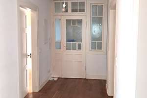 Stuttgart- Süd - Große 3 Zimmer Altbau-Wohnung mit Balkon – Die vollständige Adresse der Immobilie erhältst du vom Anbieter., 70199 Heslach, Stuttgart – Vorschaubild 2