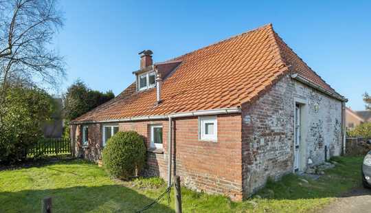 Bild von Modernisiertes und sofort bezugsbereites Einfamilienhaus in Lütetsburg nahe der Nordseeküste