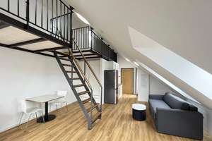 Möblierte 1-Zimmerwohnung mit Dachterrasse im Fünfgiebelhaus zu vermieten – Waitzstraße 75 B, 24105 Blücherplatz, Kiel – Vorschaubild 6