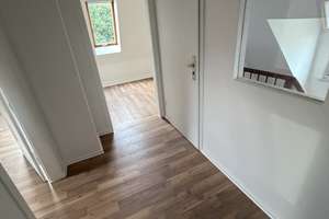 Wohnen mit Charakter: 2-Zimmer-Dachgeschosswohnung in Heilbronn – Im Jockele 5, 74080 Böckingen, Heilbronn – Vorschaubild 4
