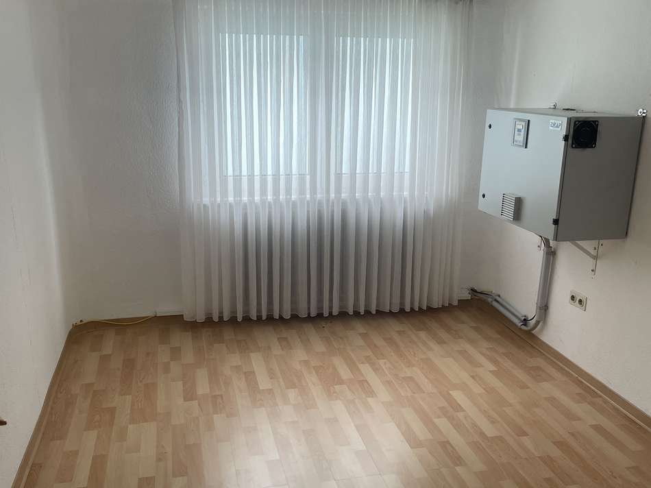 Büro Gewerbe Bild 1