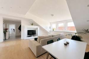 Lichtdurchflutete und modernisierte 3 -Zimmerwohnung mit Terrasse im Herzen von Neckarau - 2 Bäder – 68199 Neckarau, Mannheim – Vorschaubild 4