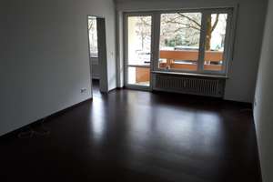 1 Zimmer- Appartement mit Balkon und TG-Stellplatz im Uni-Viertel