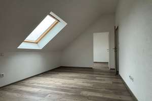 Grosszügige 3-4-Zimmer-Wohnung mit Balkon in Köln – Ludwig-Schneider-Str. 17, 51147 Wahn, Köln – Vorschaubild 12