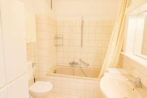 Stilvolle Erdgeschosswohnung mit 16 qm² großem Wintergarten als Kapitalanlage – Die vollständige Adresse der Immobilie erhältst du vom Anbieter., 21614 Buxtehude – Vorschaubild 5