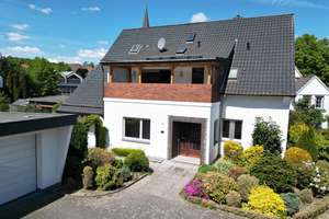 Zwei-/Dreifamilienhaus mit Potenzial und Gartenidylle in Werther***4207 G  – Die vollständige Adresse der Immobilie erhältst du vom Anbieter., 33824 Werther (Westfalen) – Vorschaubild 1