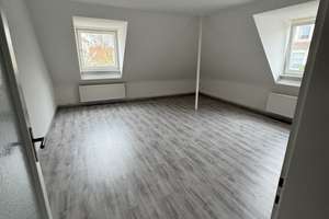 Geräumige 4-Zimmer DG Wohnung in zentraler Lage in Hannover Oststadt – Lister Meile 38, 30161 Oststadt, Hannover – Vorschaubild 4
