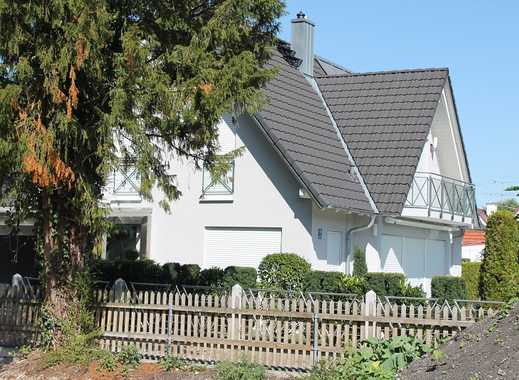 ZWANGSVERSTEIGERUNG - Individuelles Einfamilienhaus mit Doppelgarage!