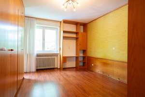 KR-Bockum! Freistehendes Ein-Zweifamilienhaus mit viel Potenzial auf parkähnlichem Sonnen-Grundstück – Die vollständige Adresse der Immobilie erhältst du vom Anbieter., 47800 Bockum, Krefeld – Vorschaubild 16