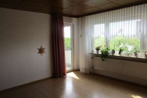2,5 Zimmer-Wohnung mit Tiefgaragenplatz  in DU-Großenbaum – Die vollständige Adresse der Immobilie erhältst du vom Anbieter., 47269 Großenbaum, Duisburg – Vorschaubild 3