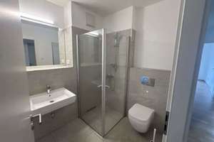 Top 4 - Zimmer Wohnung • Parkett • Einbauküche • 2 Badezimmer • Balkon – Schwanbergerstraße 8, 38106 Östliches Ringgebiet, Braunschweig – Vorschaubild 3