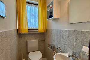 **Attraktives Architetkenhaus in bevorzugter Wohnlage mit Potenzial** – Die vollständige Adresse der Immobilie erhältst du vom Anbieter., 63589 Linsengericht – Vorschaubild 8