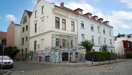 Bild von ***Charmantes Altbaujuwel – gepflegtes Mehrfamilienhaus mit 3 Wohneinheiten im Bremer Viertel