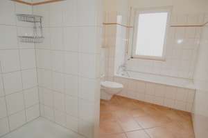 Familienfreundliches Reihenmittelhaus in ruhiger Lage von Düsseldorf-Einbrungen – 40489 Wittlaer, Düsseldorf – Vorschaubild 11