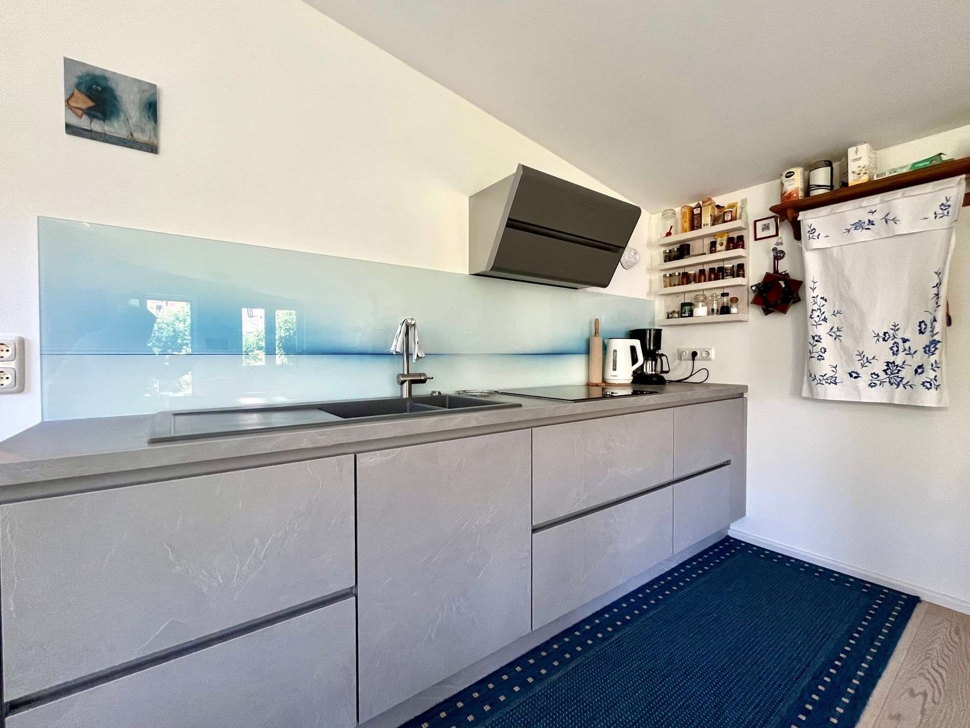 Immobilie in Tönning - Ganz nah an der Eider! Großes Wohnhaus mit Garten, Garage und PKW-Stellplatz  - Bild 3