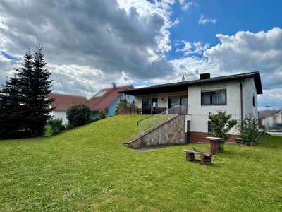Familienfreundliches Einfamilienhaus mit großem Garten & Terrasse in Obrigheim-Asbach