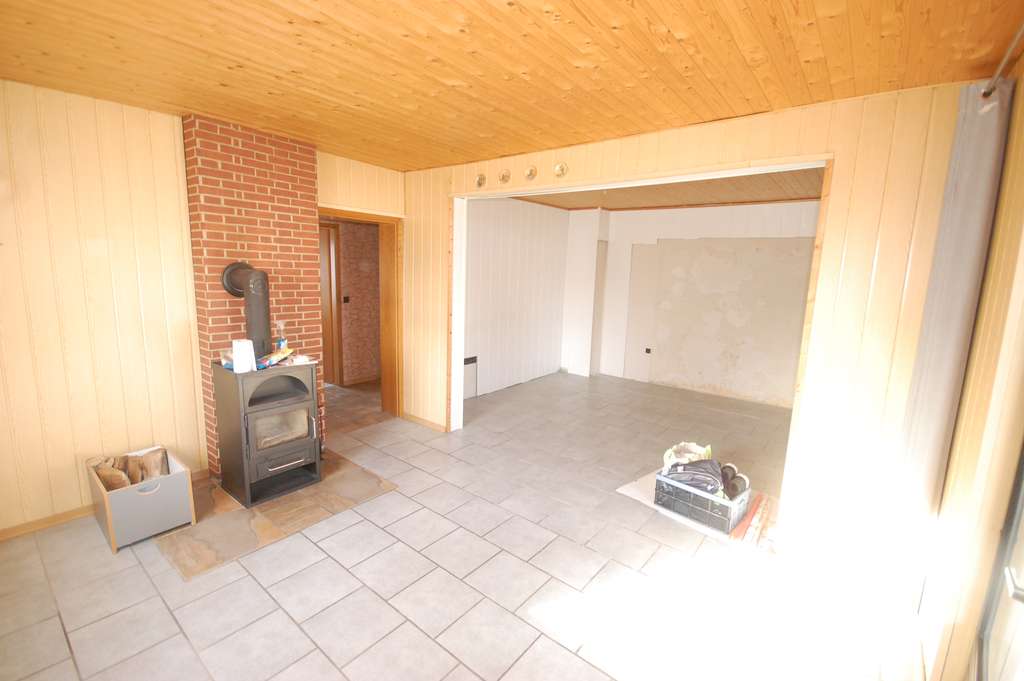 !!! Bieterverfahren !!! 4 Zimmer Maisonette-Wohnung mit Terrasse in ruhiger Lage von Wolfsburg