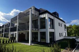 Luxuriöse 3-Zimmer-Wohnung mit Garten in Würzburg-Nikolausberg