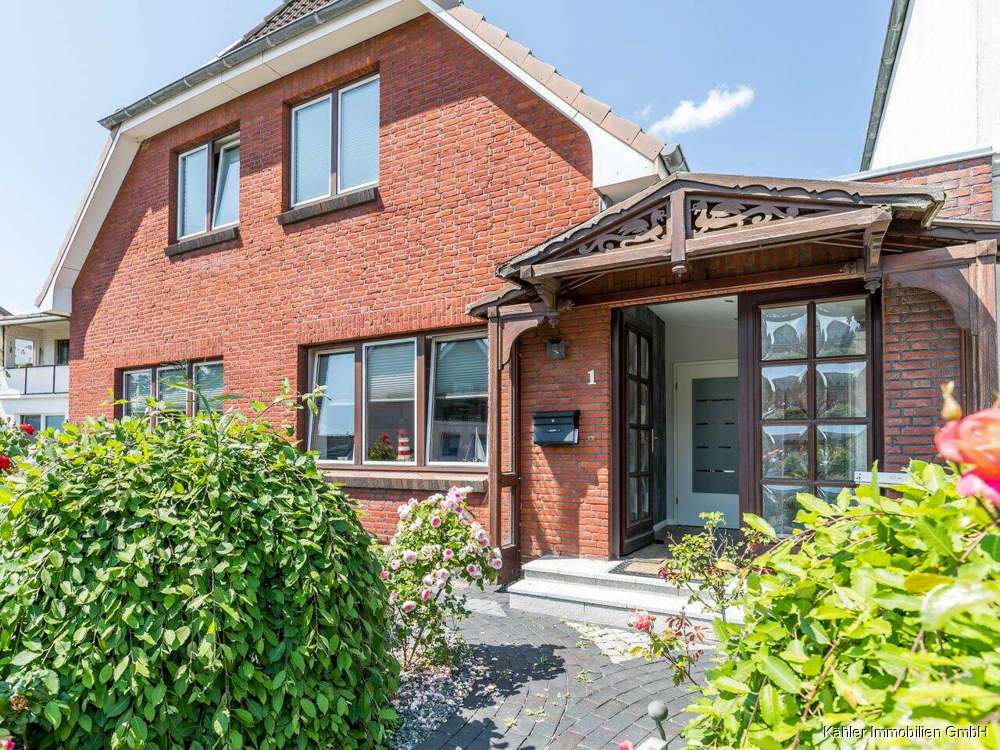 Am Büsumer Hafen! EFH mit ca. 173,39 m² Wohnfläche, Einliegerwohnung, Garage auf 385 m² Eigenland, Dithmarschen Kreis – Bild 1