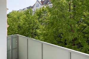 Kernsanierte 3-Zimmer-Wohnung mit Süd-Balkon *bezugsfrei* – Regensburger Straße 10a, 10777 Wilmersdorf, Berlin – Vorschaubild 2